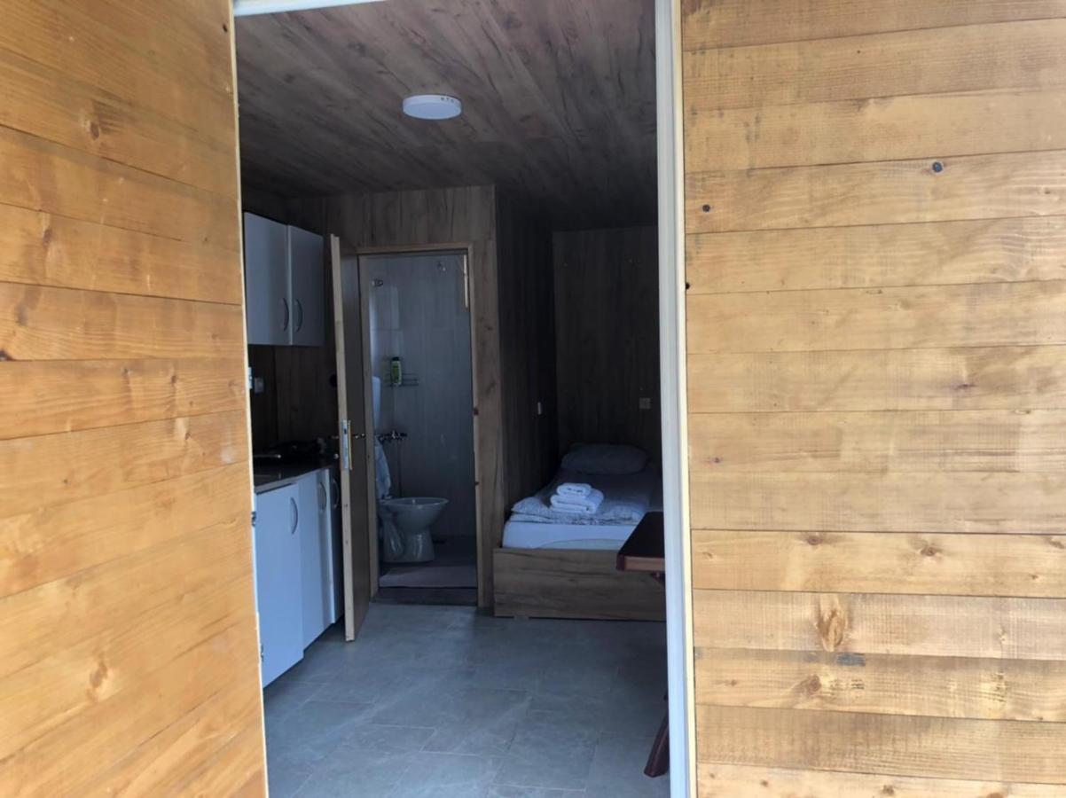 Riverside Guesthouse & Sauna Vuthaj Exterior foto